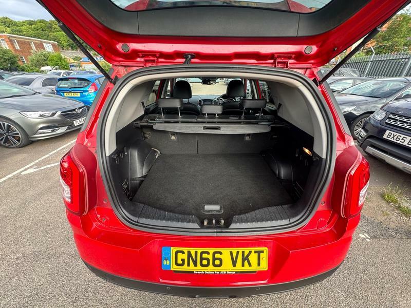 SsangYong Tivoli XLV 1.6 E-xdi Elx 4Wd Euro 6 Red #6