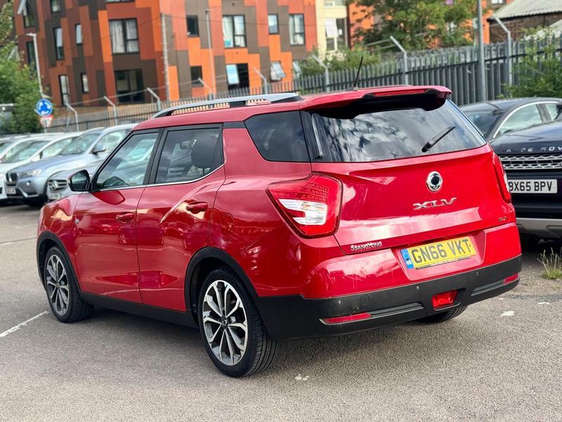 SsangYong Tivoli XLV 1.6 E-xdi Elx 4Wd Euro 6 Red #3