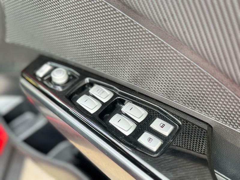 SsangYong Tivoli XLV Elx Black #14