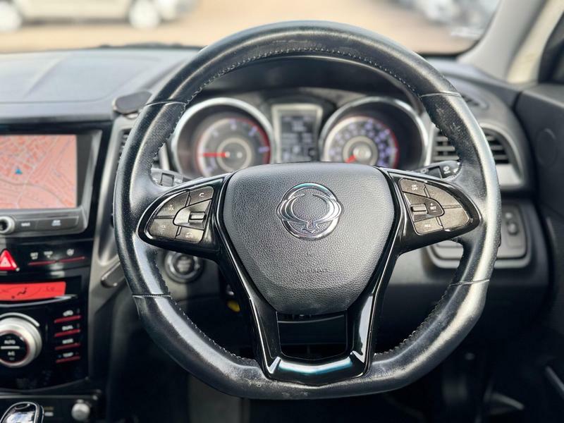 SsangYong Tivoli XLV Elx Black #10