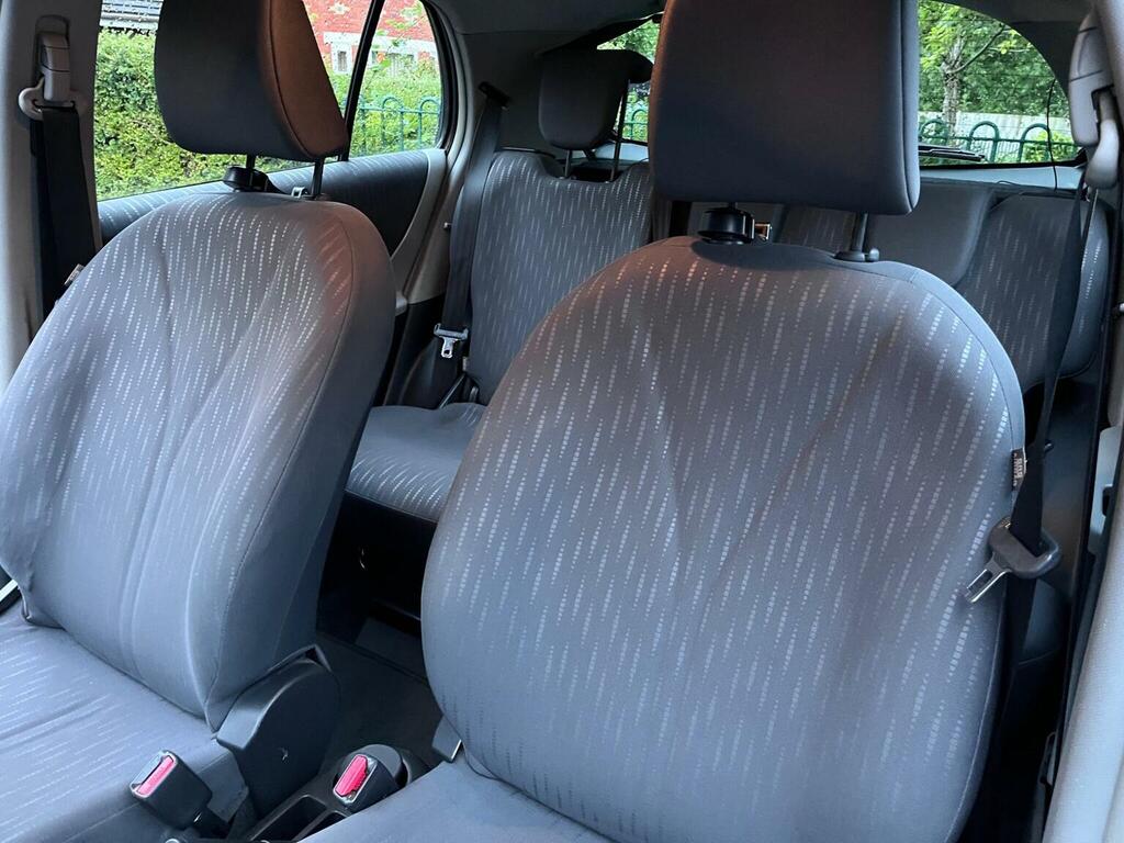 Toyota Yaris 1.4 D-4d T Spirit Multimode Euro 4 Silver #14