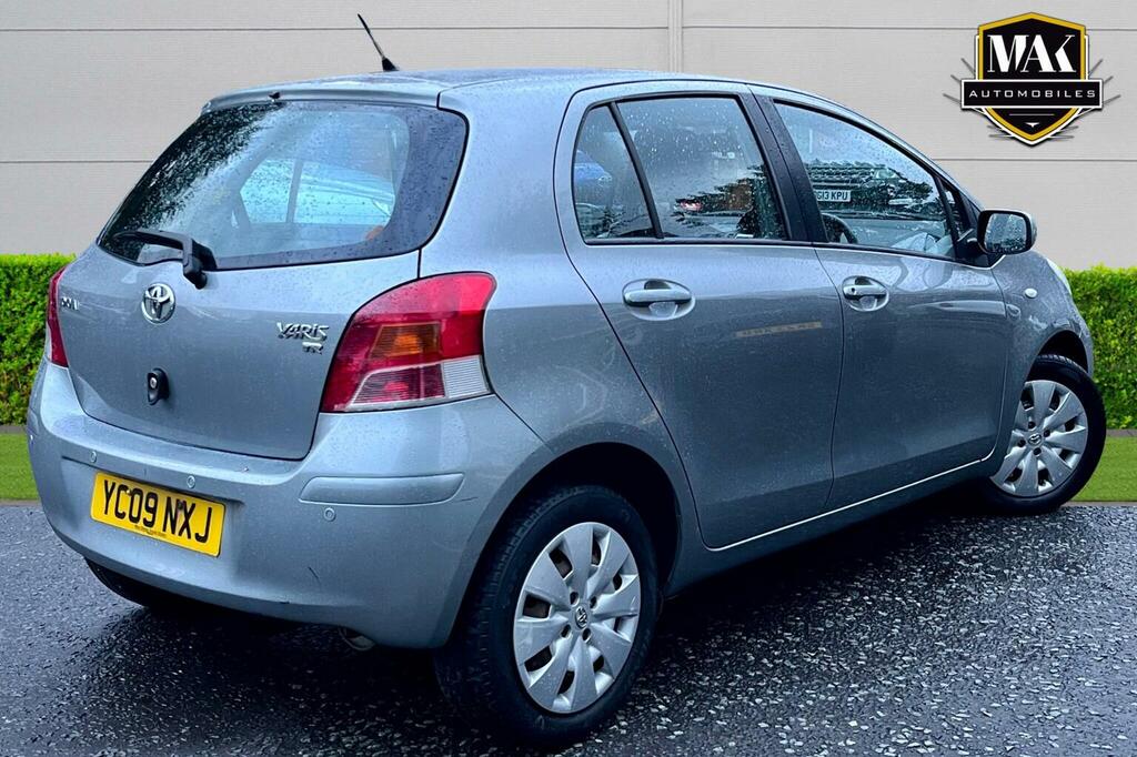 Toyota Yaris 1.4 D-4d T Spirit Multimode Euro 4 Silver #3
