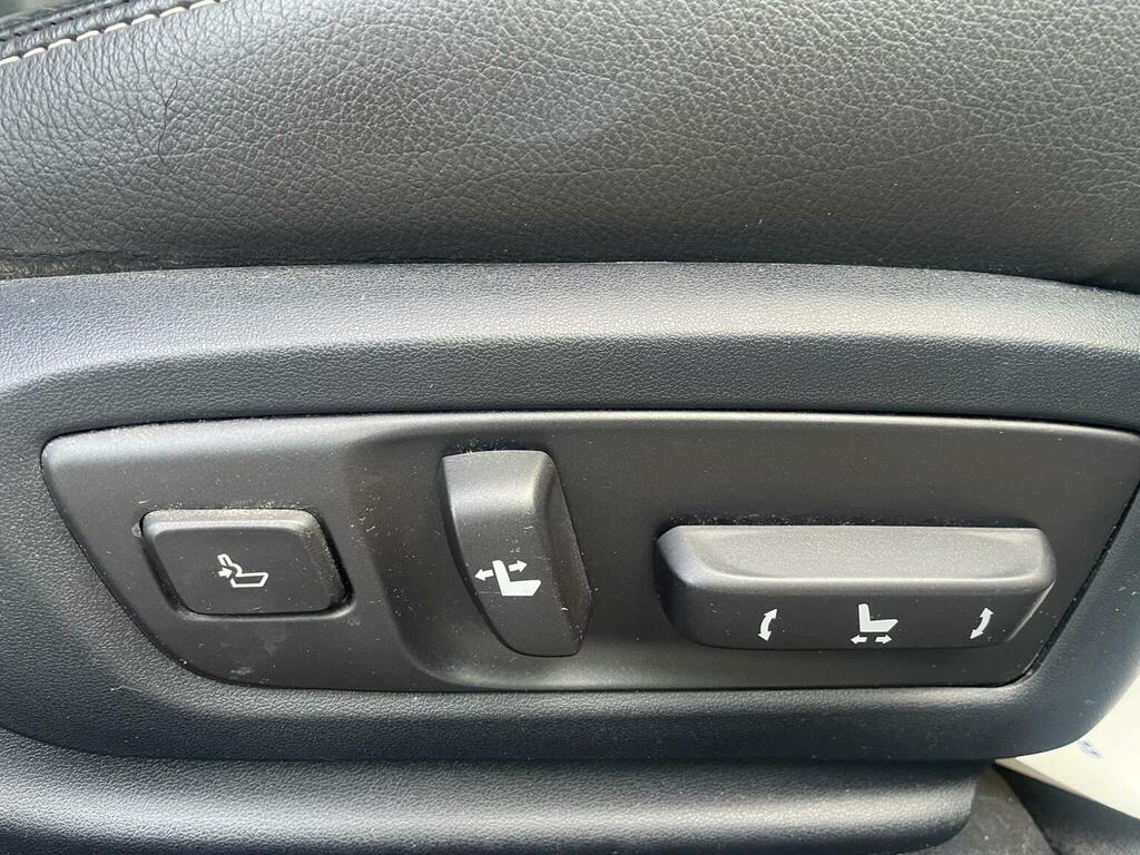 Lexus GS 300H 2.5 F-sport Cvt Mark Levinson White #25