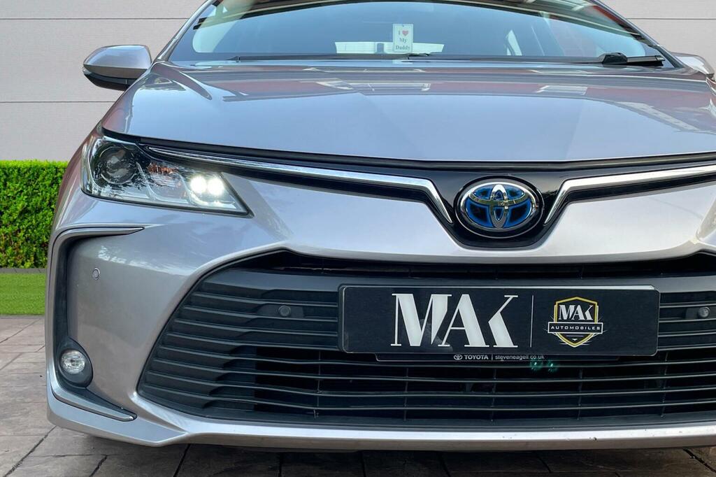 Toyota Corolla Icon Grey #10