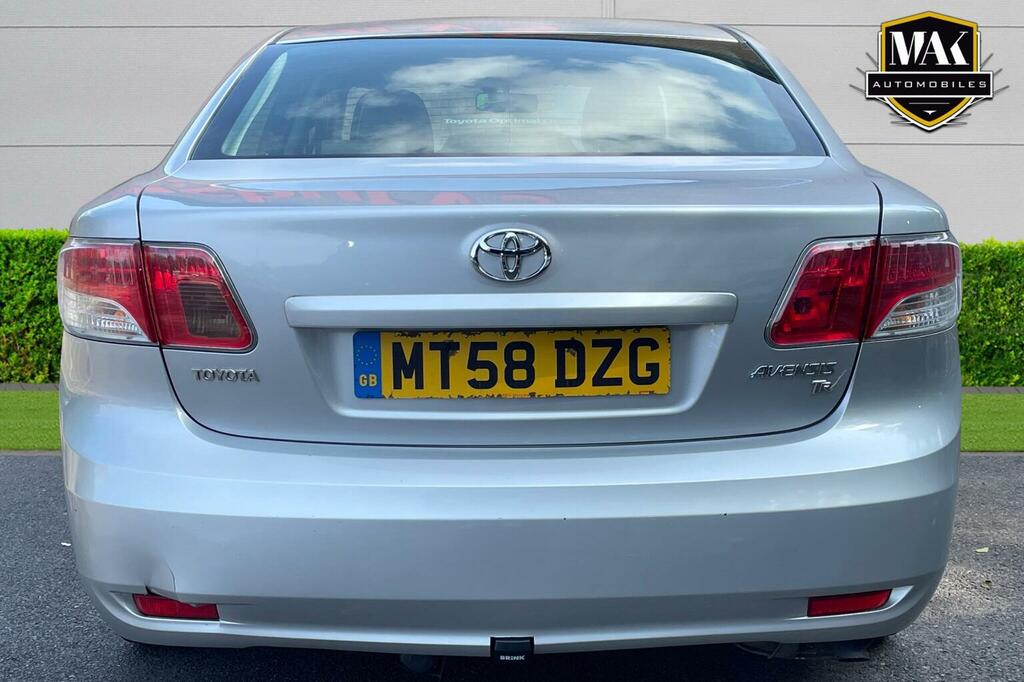 Toyota Avensis 2.2 D Silver #5