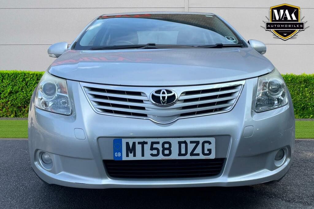 Toyota Avensis 2.2 D Silver #6