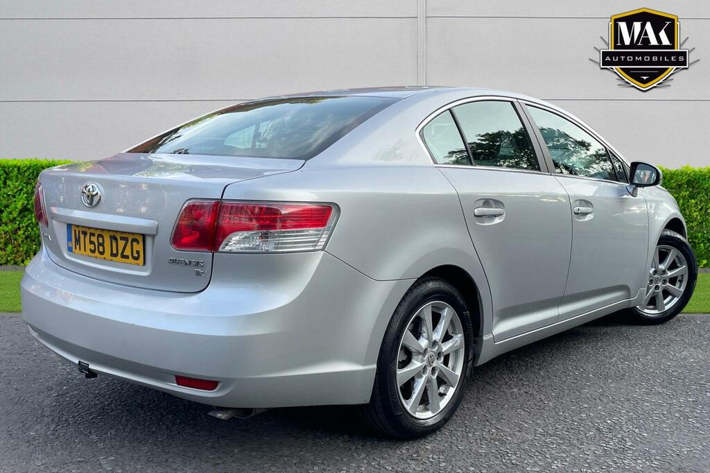 Toyota Avensis 2.2 D Silver #3
