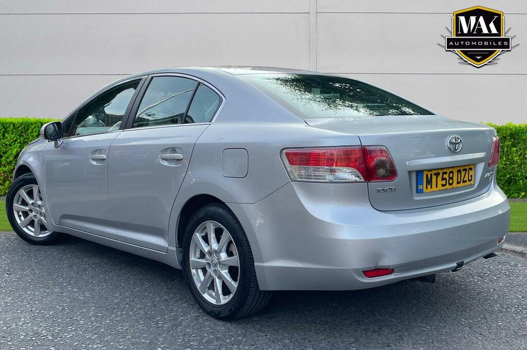 Toyota Avensis 2.2 D Silver #4