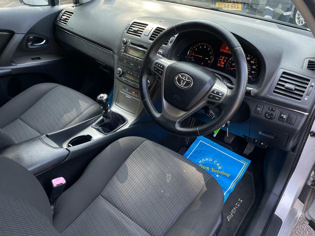 Toyota Avensis 2.2 D Silver #11
