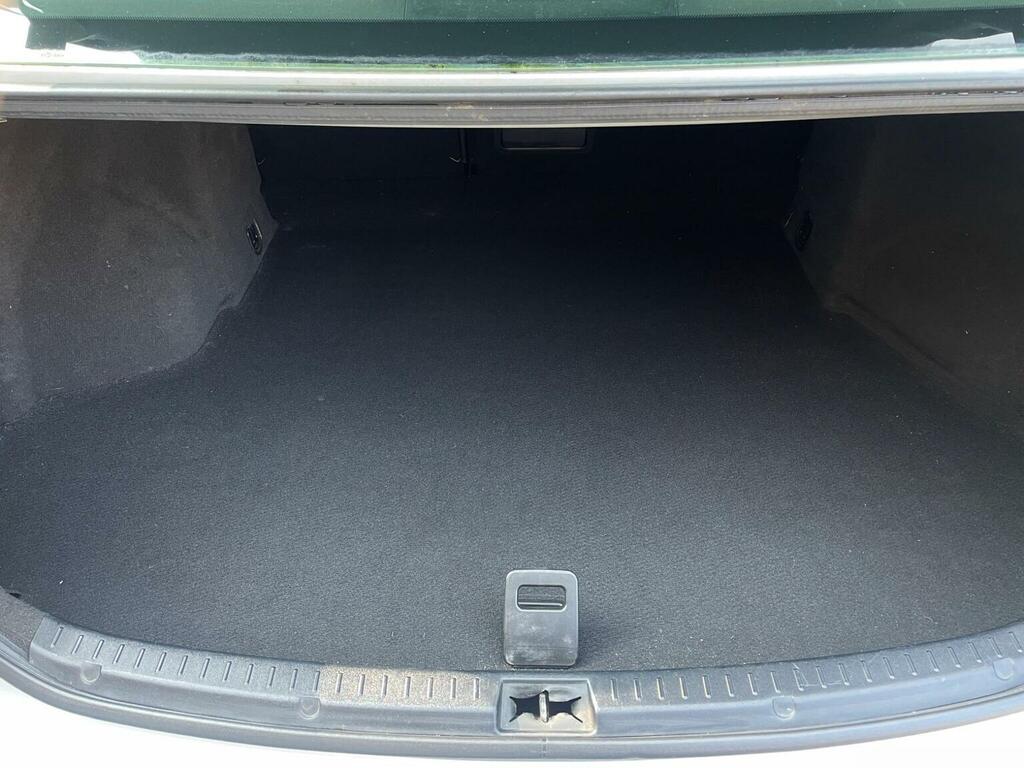 Toyota Avensis 2.2 D Silver #21