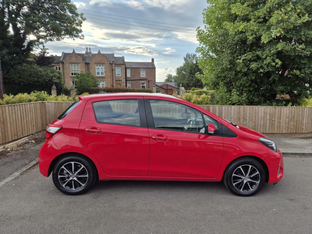Toyota Yaris Icon Tech Vvt-i YS19CXV #5