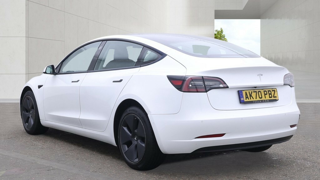 Tesla Model 3 Saloon Standard Range Plus 202070 White #3
