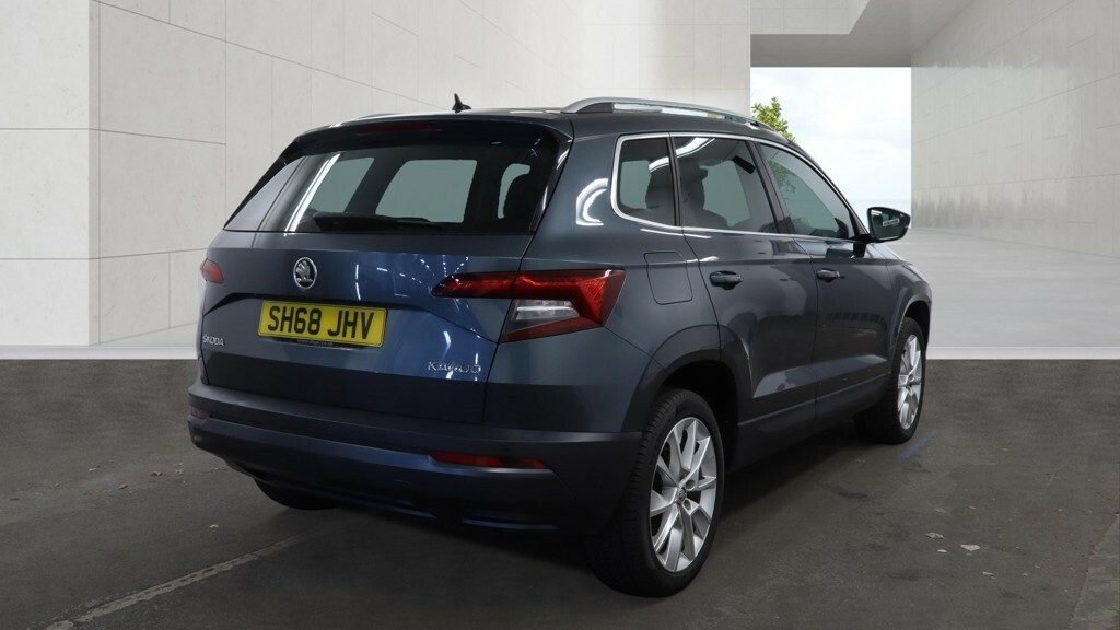 Skoda Karoq 1.5 Tsi Act Se L Grey #4