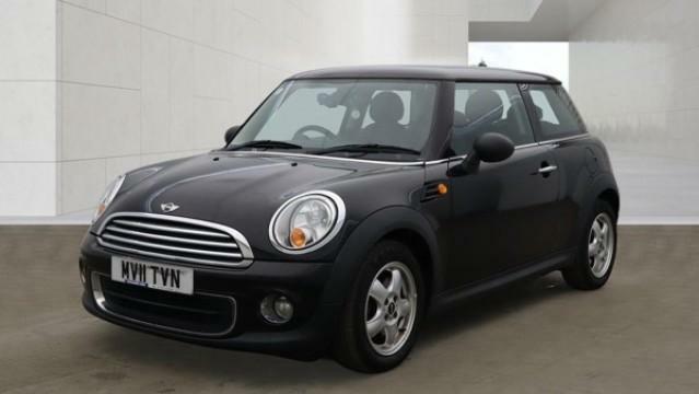 Mini Hatch 1.6 One Hatch Black #2