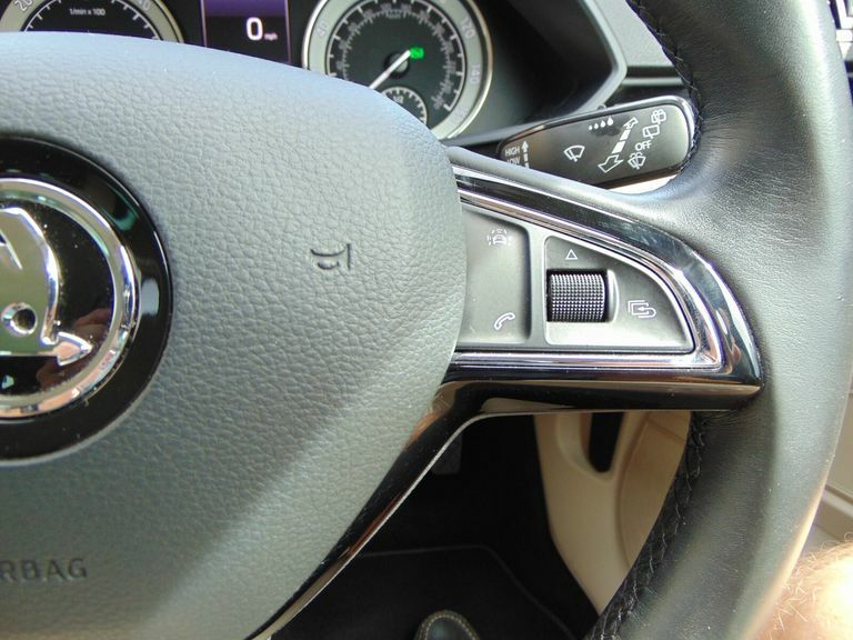Skoda Superb 2.0 Tdi Se Business Dsg Euro 6 Ss Silver #33