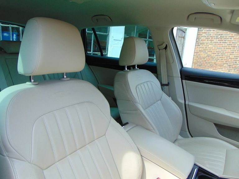 Skoda Superb 2.0 Tdi Se Business Dsg Euro 6 Ss Silver #39