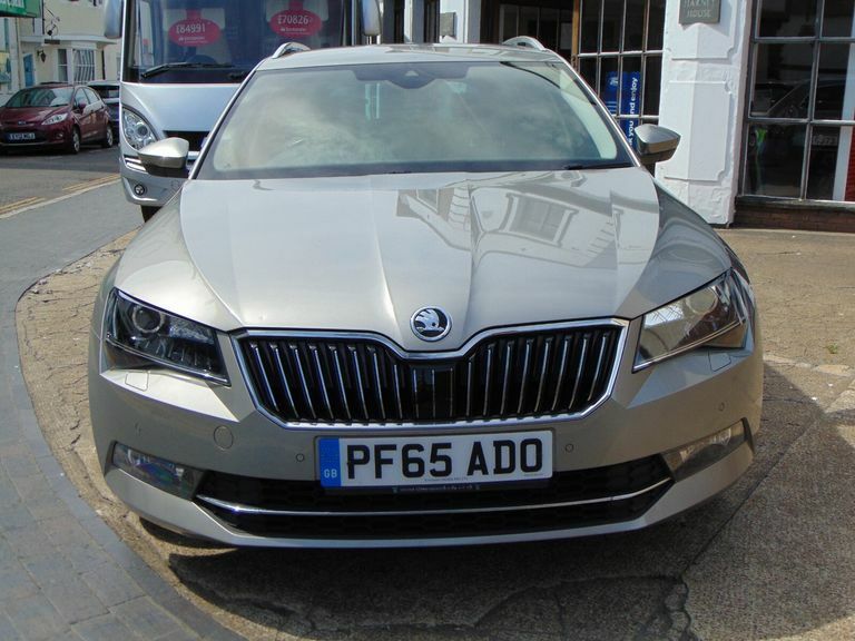 Skoda Superb 2.0 Tdi Cr 190 Laurin Klement Dsg Beige #6