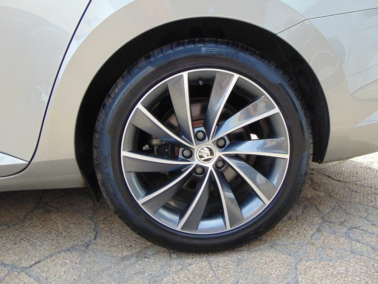 Skoda Superb 2.0 Tdi Se Business Dsg Euro 6 Ss Silver #62