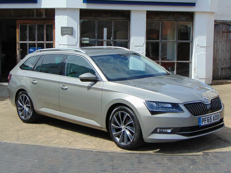 Skoda Superb 2.0 Tdi Cr 190 Laurin Klement Dsg Beige