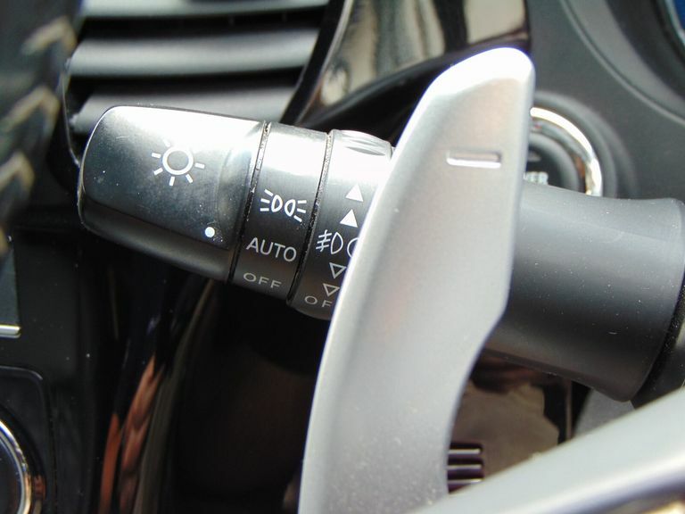 Mitsubishi Outlander Exceed White #27
