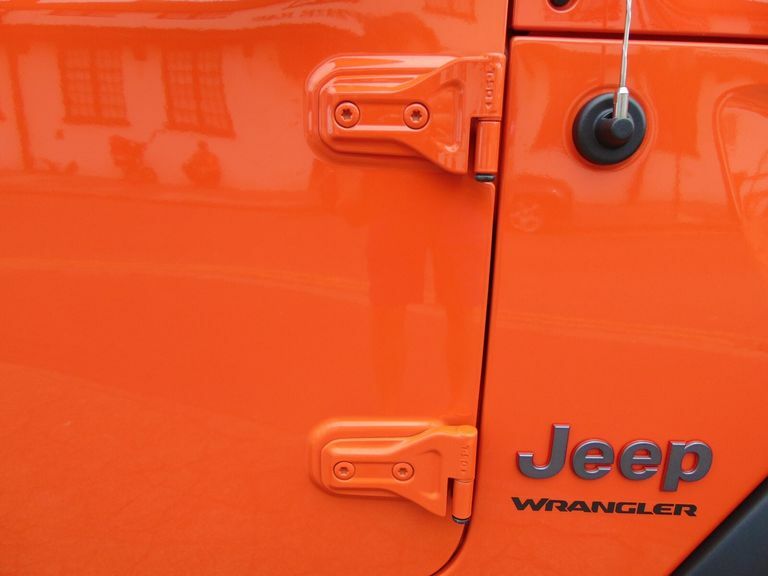 Jeep Wrangler 2L Rubicon Grey #56