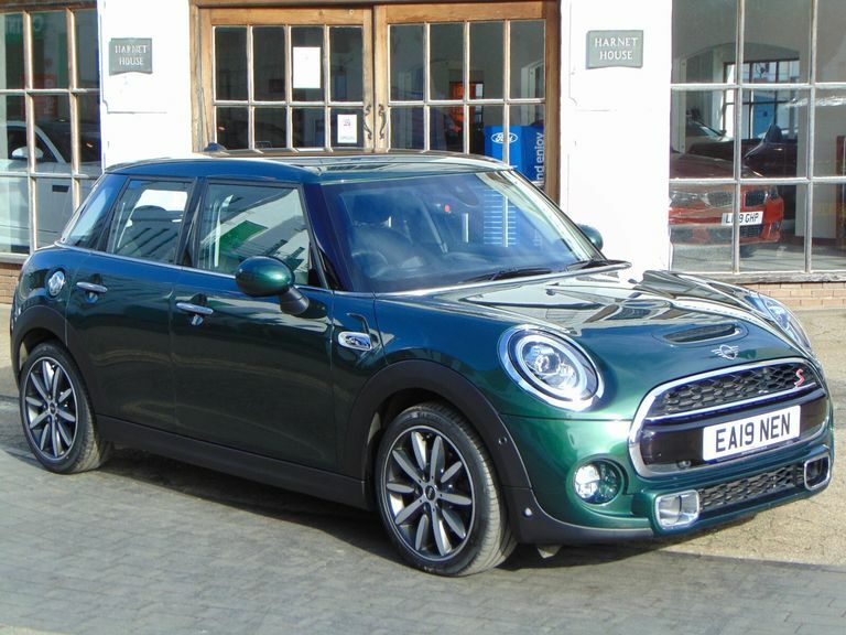 Mini Hatch 2.0 Cooper S Exclusive II Green