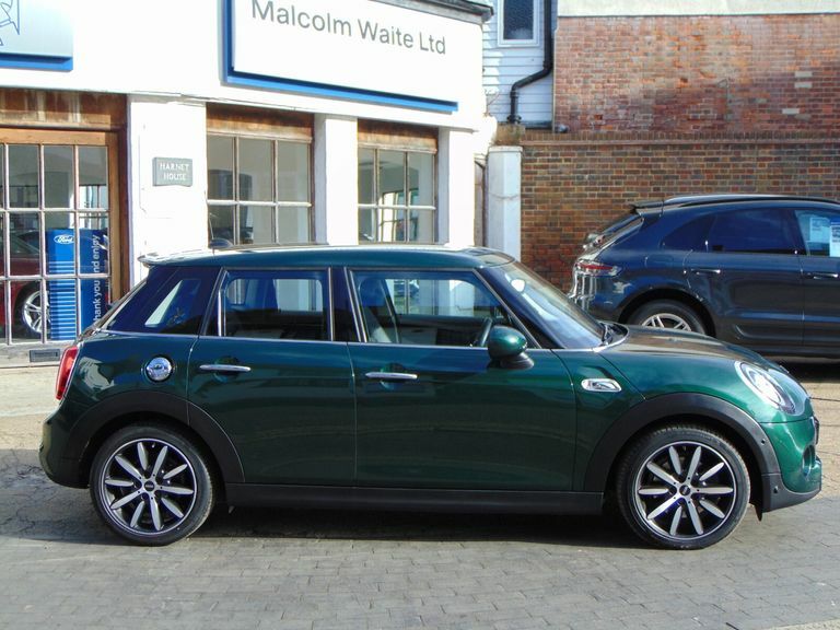 Mini Hatch 2.0 Cooper S Exclusive II Green #2