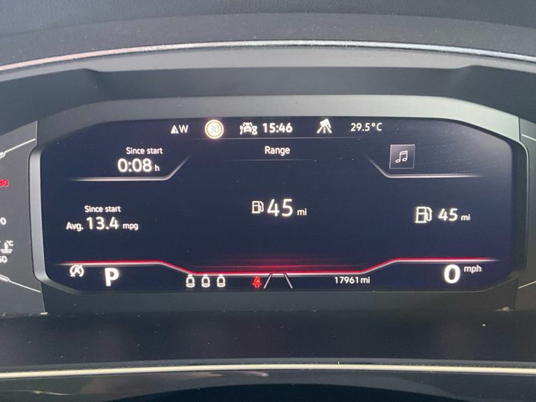 Volkswagen Tiguan 1.5 Tsi 150 Elegance Dsg Black #4