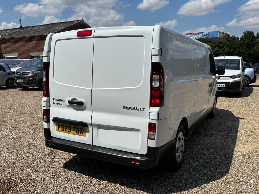 Renault Trafic 2.0 Dci Blue Ll30 Advance L2 H1 Euro 6 Ss FD23TBX White #5