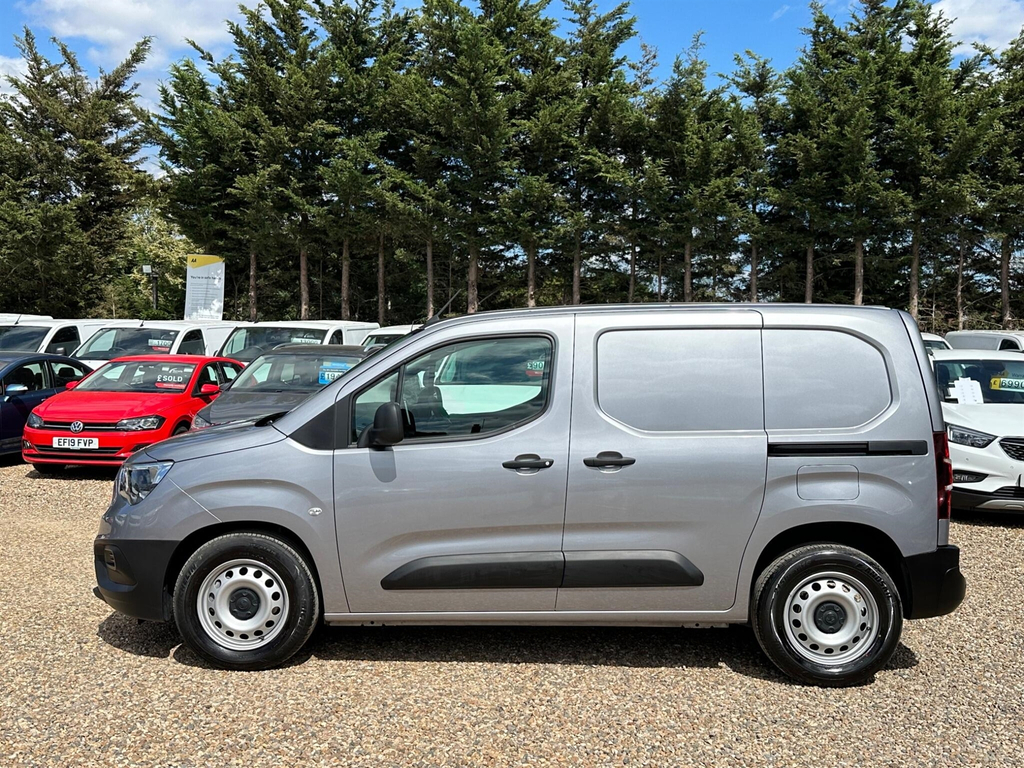 Vauxhall Combo-e Life 52Kwh Prime Swb 11Kw Charger #2