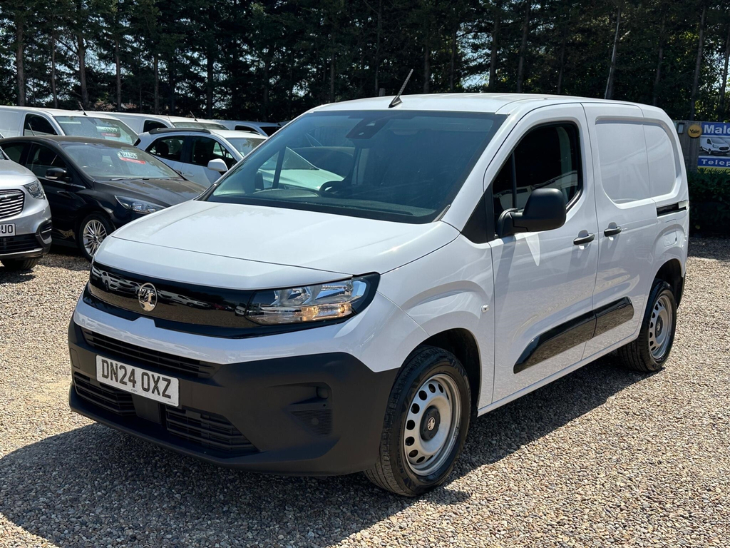 Vauxhall Combo 1.5 Turbo D 2300 Prime Panel Van Swb Euro 6 Ss White