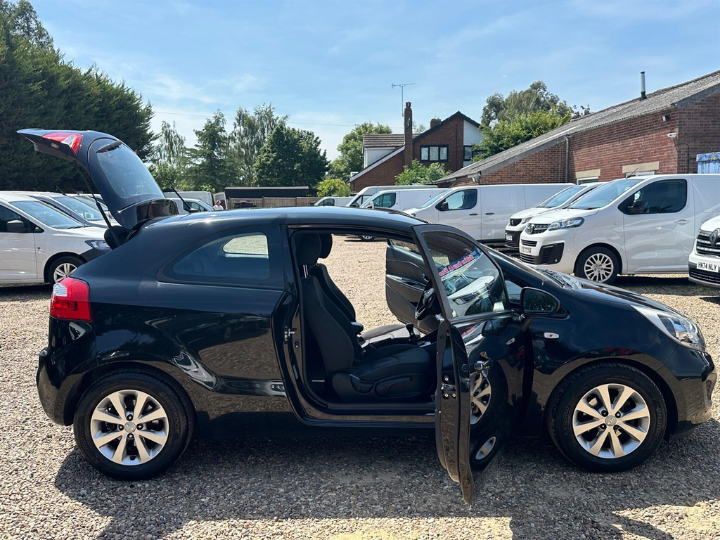 Kia RIO 1.25 1 Air Hatchback Euro 5 84 Silver #22