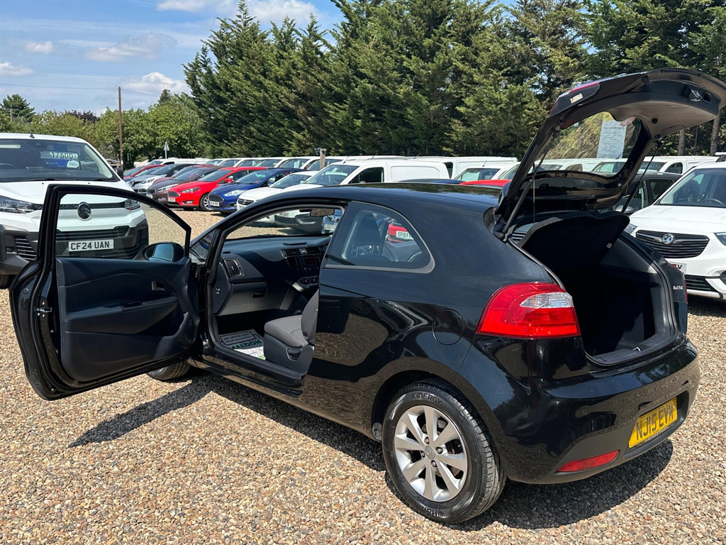 Kia RIO 1.25 1 Air Hatchback Euro 5 84 Silver #19