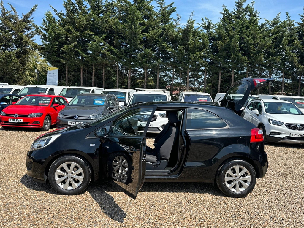 Kia RIO 1.25 1 Air Hatchback Euro 5 84 Silver #18