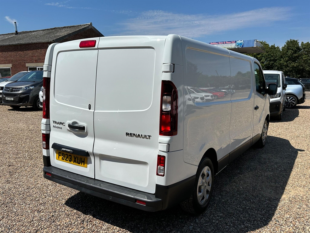 Renault Trafic 2.0 Dci Blue Ll30 Advance L2 H1 Euro 6 Ss FD23XUH White #5