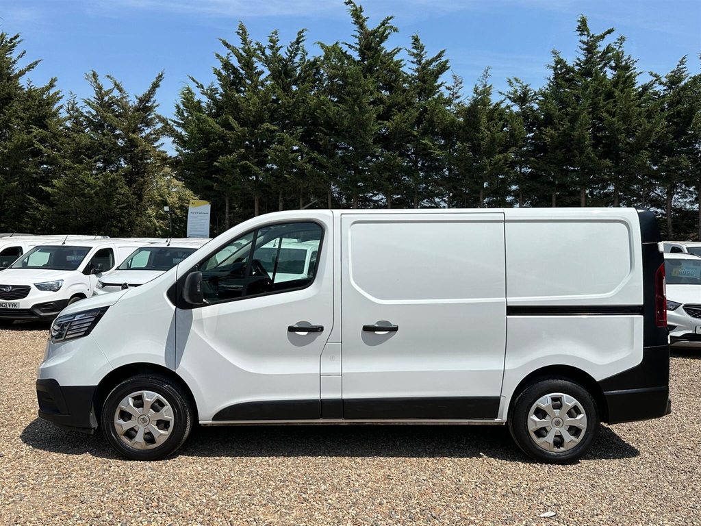 Renault Trafic 2.0 Dci Blue Sl28 Business L1 H1 Euro 6 Ss HN23JVE White #2