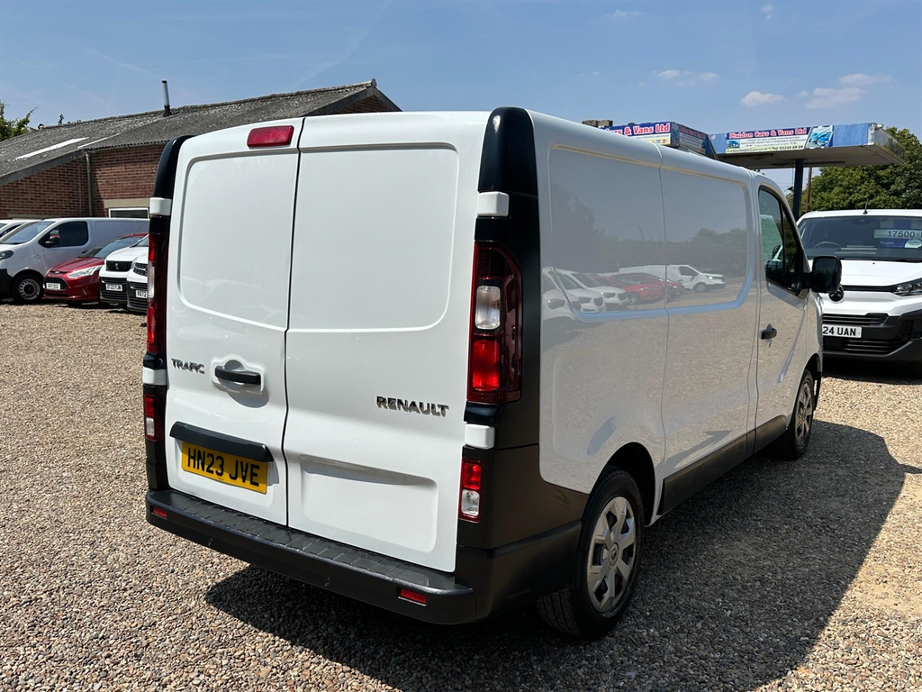 Renault Trafic 2.0 Dci Blue Sl28 Business L1 H1 Euro 6 Ss HN23JVE White #5