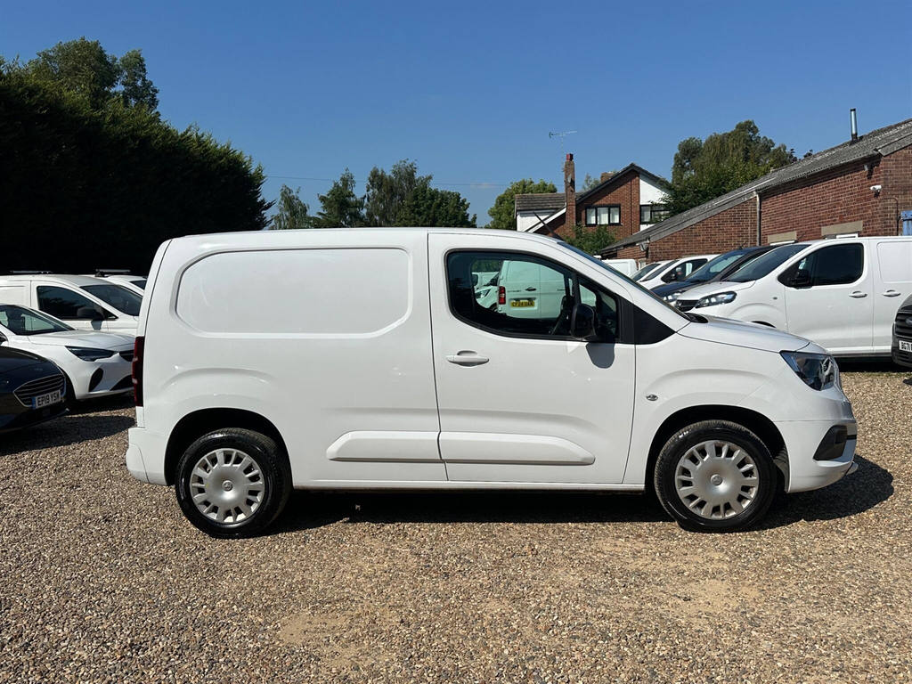 Vauxhall Combo 1.5 Turbo D 2300 Pro L1 H1 Euro 6 Ss DP23HXJ White #6