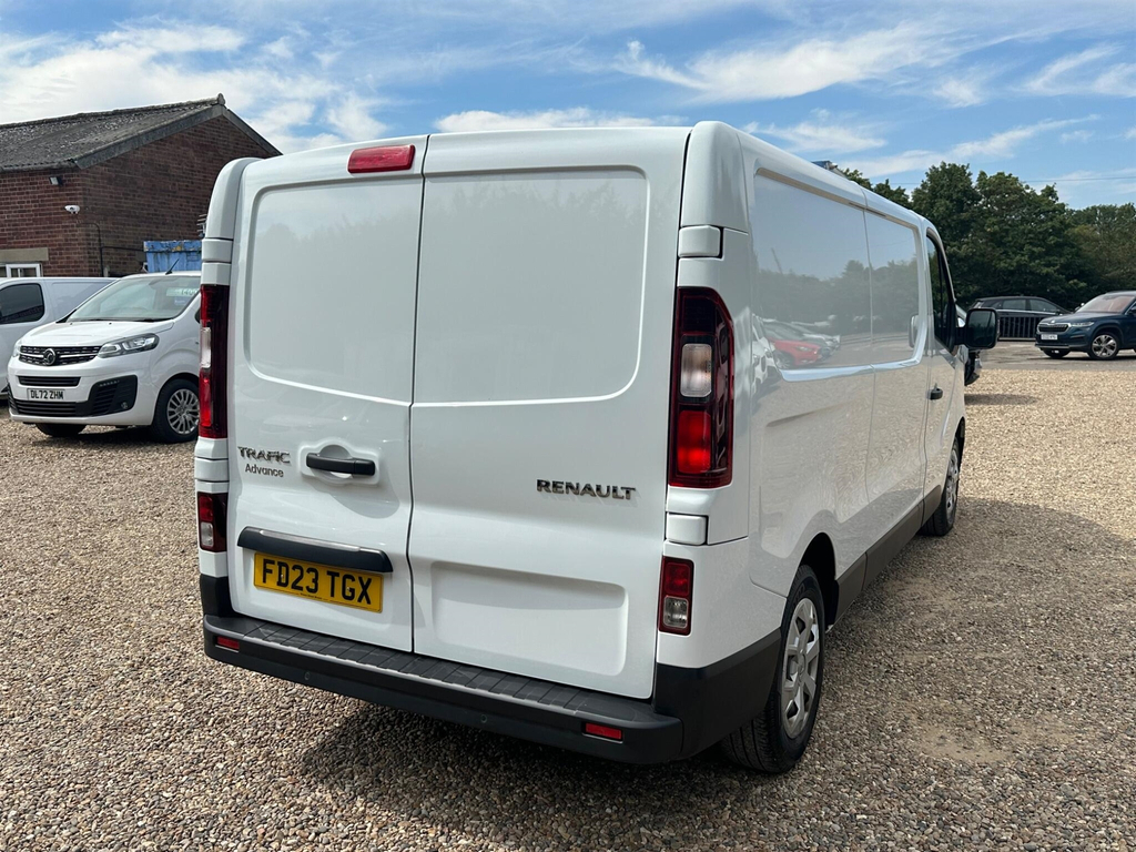 Renault Trafic 2.0 Dci Blue Ll30 Advance L2 H1 Euro 6 Ss FD23TGX White #5
