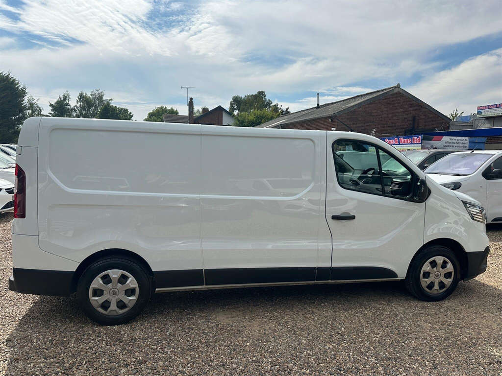 Renault Trafic 2.0 Dci Blue Ll30 Advance L2 H1 Euro 6 Ss FD23SXU White #6