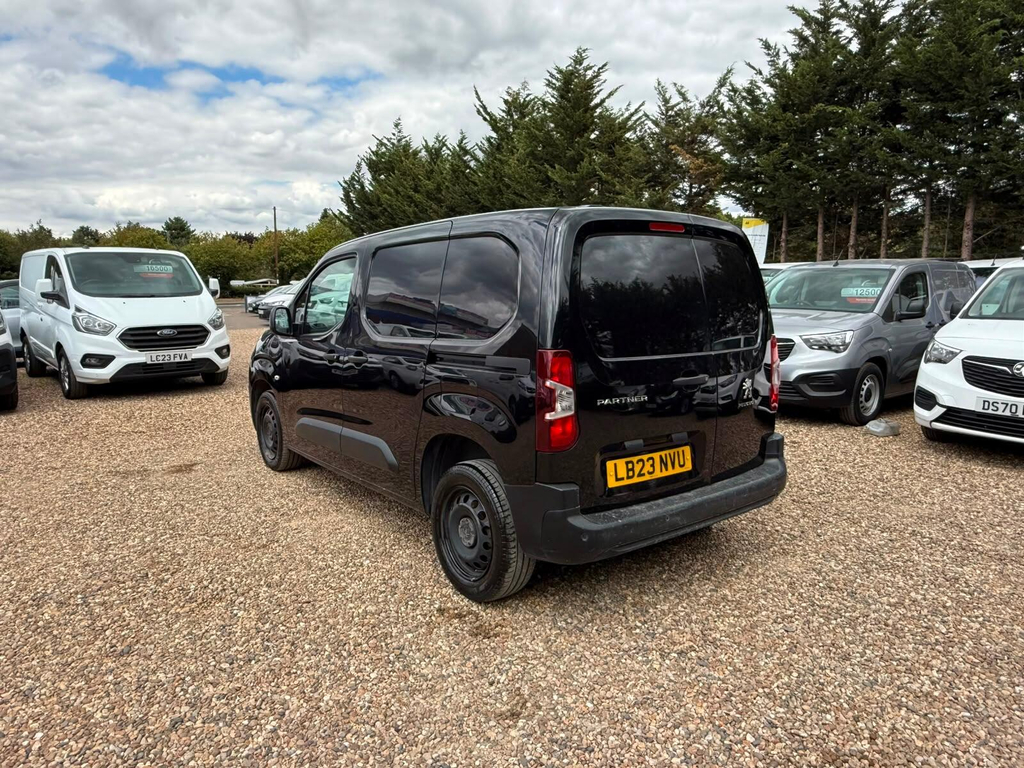 Peugeot Partner 1.5 Bluehdi 1000 Professional Premium Standard P LB23NVU Black #3