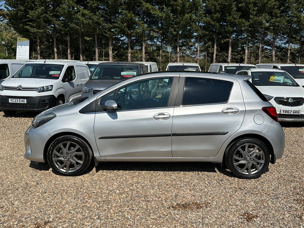 Toyota Yaris 1.33 Dual Vvt-i Excel Multidrive S Euro 5 Euro LM15ZWB Silver #2