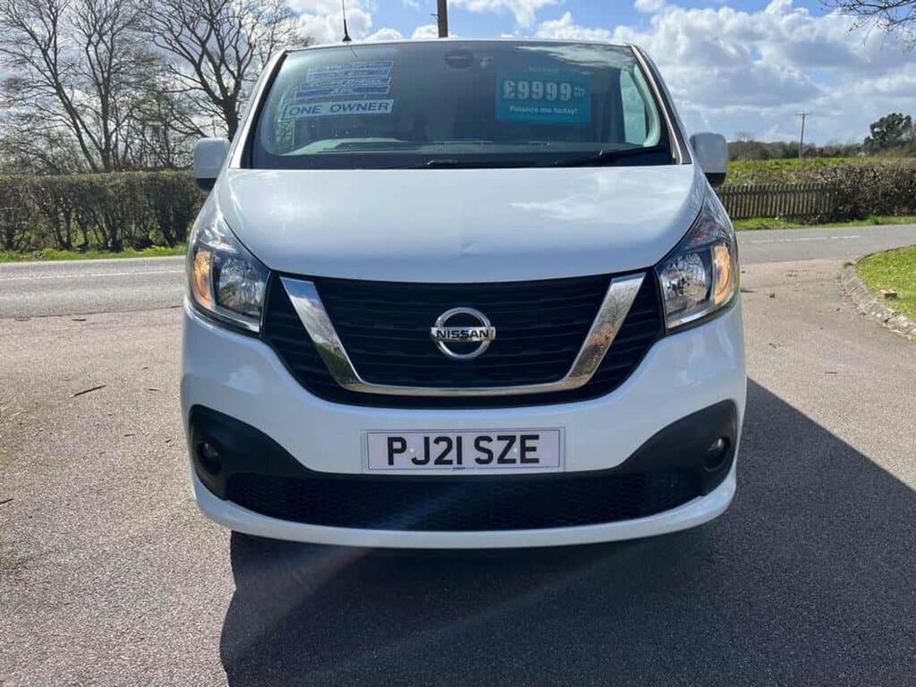 Nissan NV300 Mpv White #6