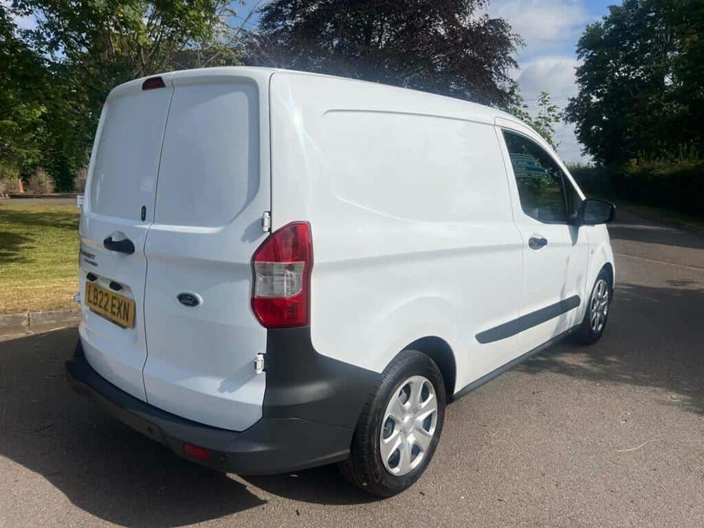 Ford Transit Courier Mpv White #4