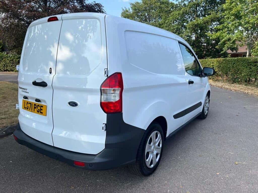 Ford Transit Courier Mpv White #4