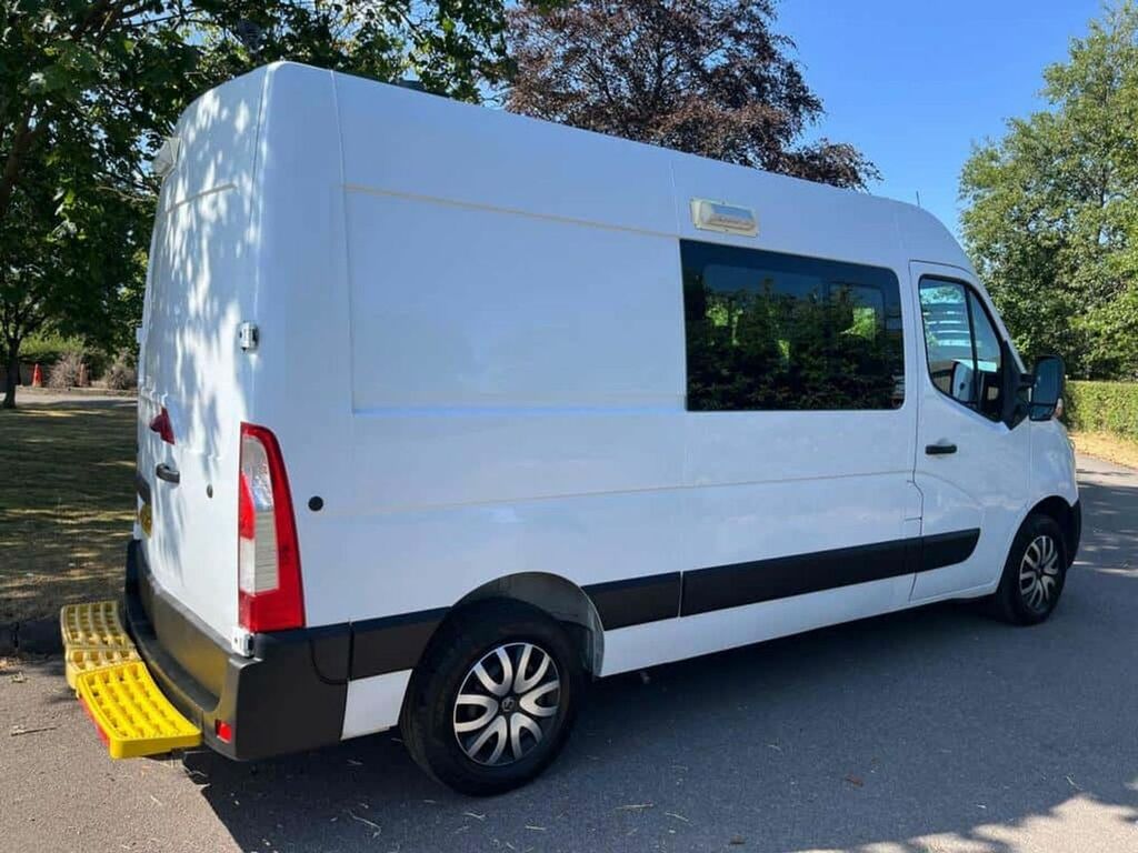 Vauxhall Movano Mpv White #3
