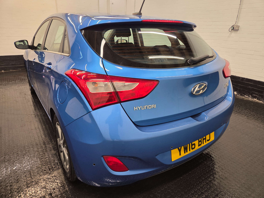 Hyundai I30 Se Nav Blue Drive YW16BHJ #4
