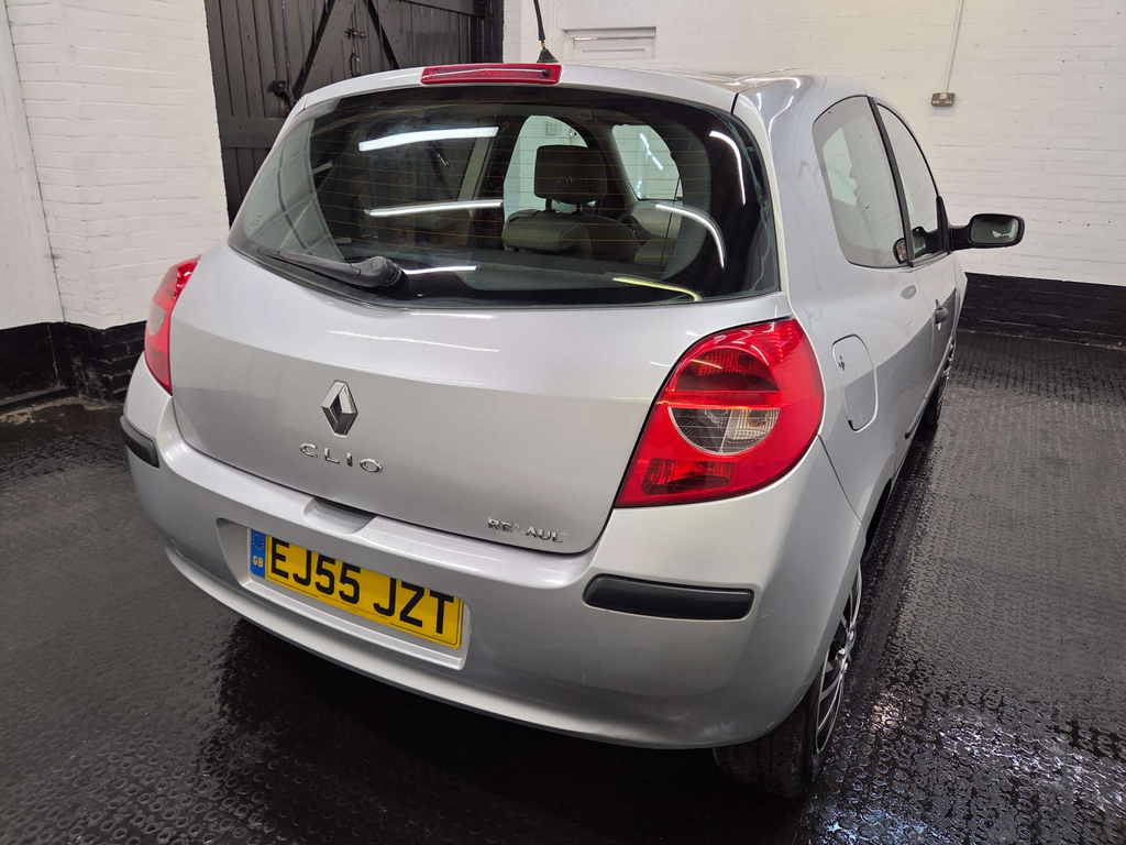 Renault Clio 2.0 16V Renaultsport Trophy 182 Hatchback Petr Red #6