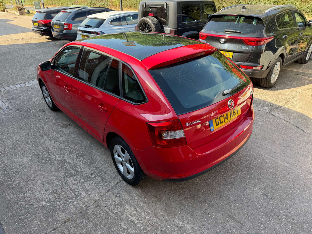 Skoda Rapid Spaceback Spaceback Se Tech Tsi White #9