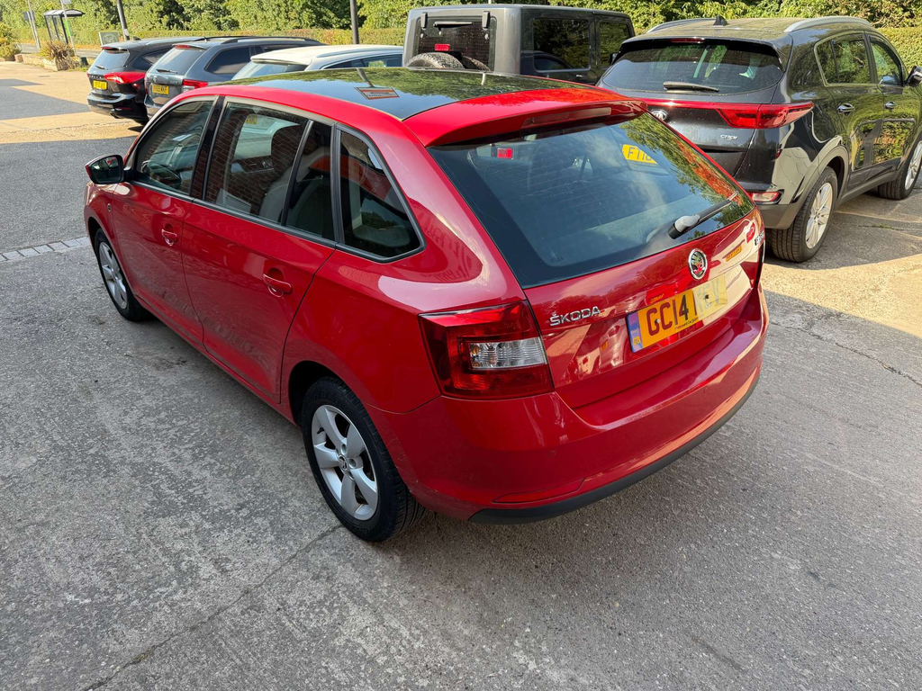 Skoda Rapid Spaceback Spaceback Se Tech Tsi White #8